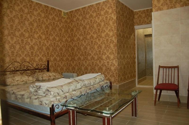 Apartment On Stepana Bandery 37 Постійне Електропостачання 利沃夫 外观 照片